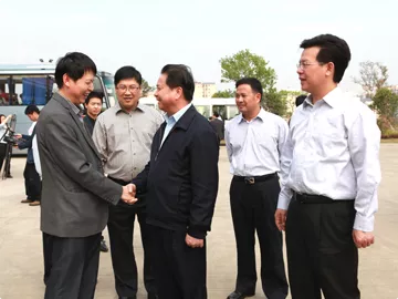 2011年4月6日廣東省政協副主席 湯炳權同志視察廣東聰明人集團